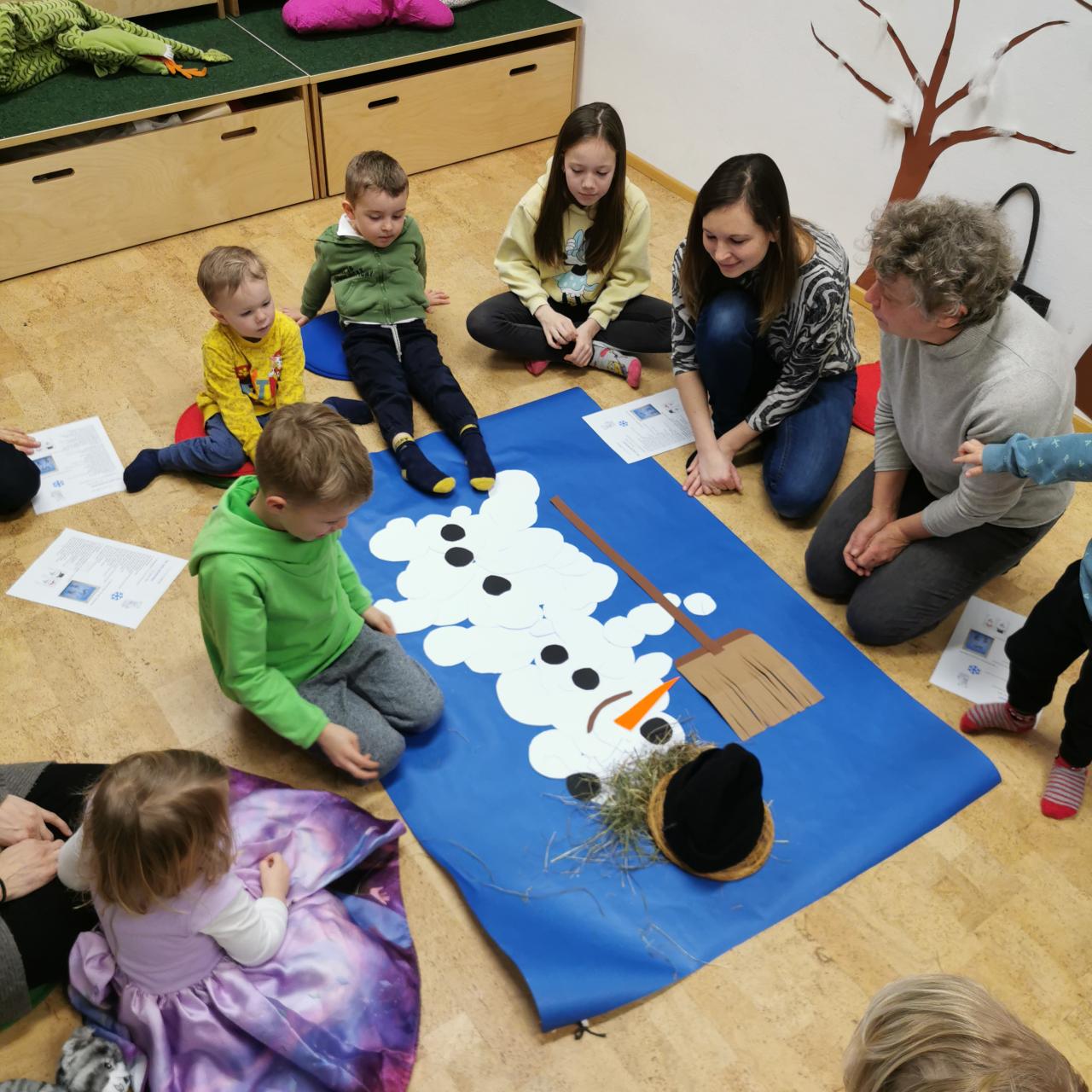 Kinder bei den Lesebären